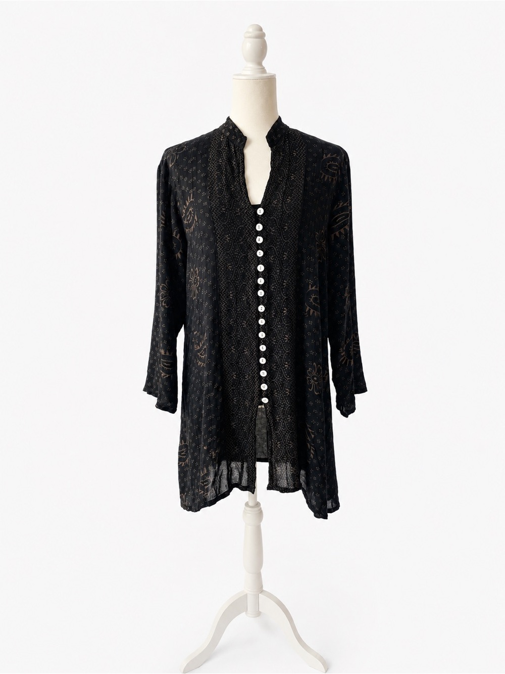 Azulu Printed Sheer Button-Front Tunic Blouse